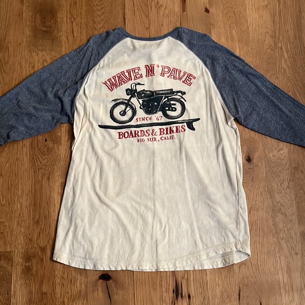 Lucky Brand Men’s Tee 🍀